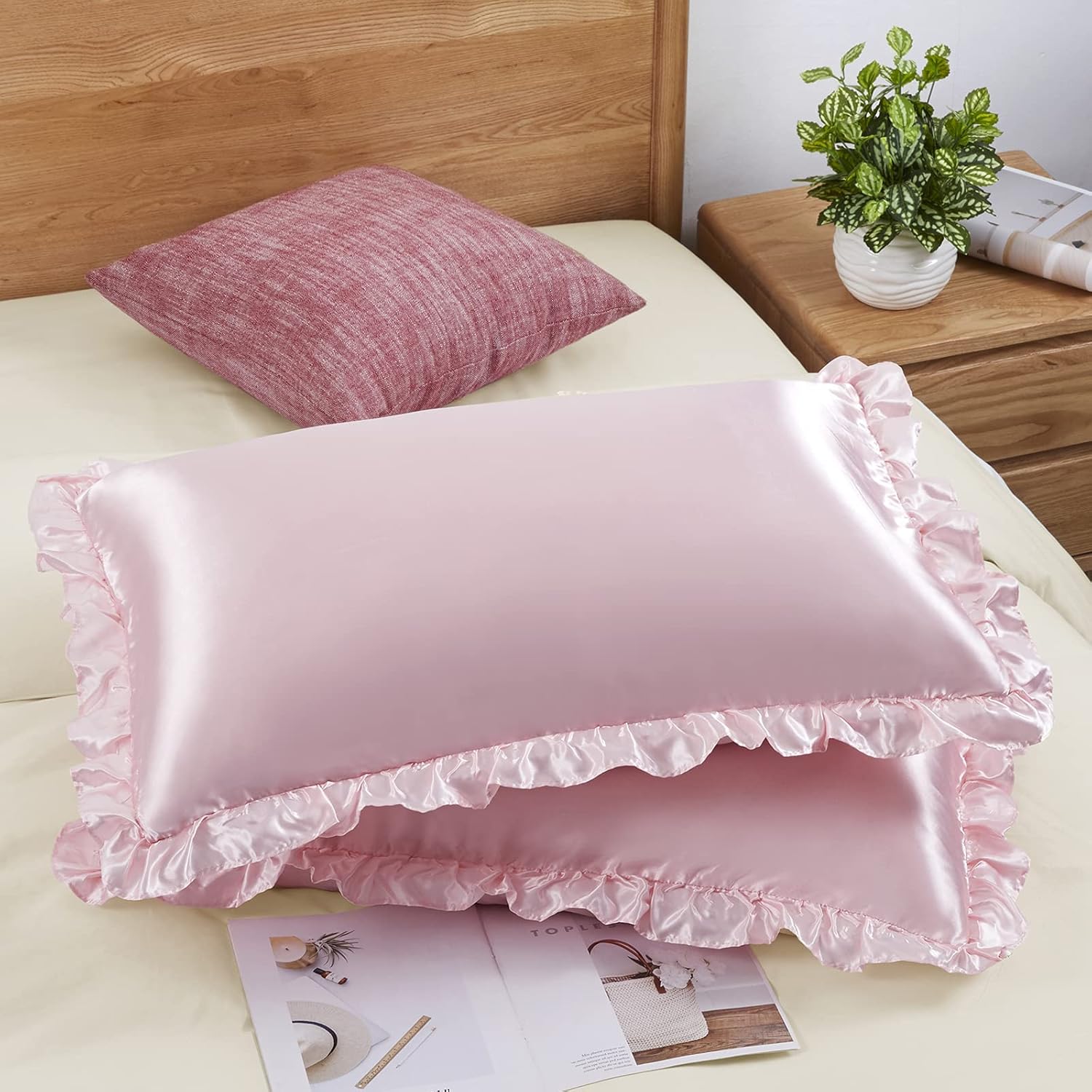2Pcs Satin Ruffled Pillow Case - огляд і ціна Silk Pillowcase