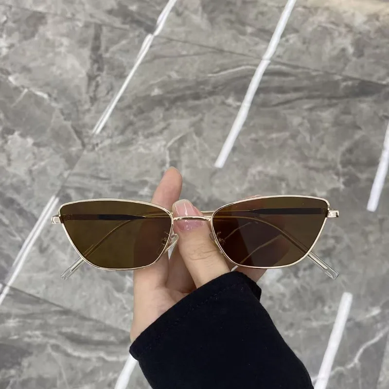 Vintage Small Frame Shades Cat - огляд і ціна Designer Sunglasses